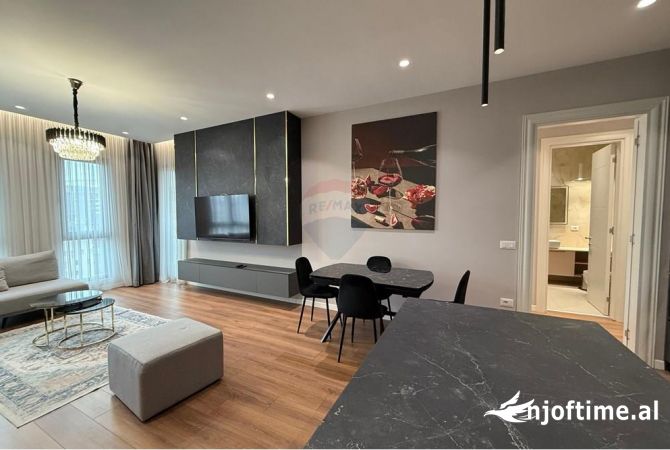 Shtepi me qera 2+1 ne Tirane - 1,300 Euro