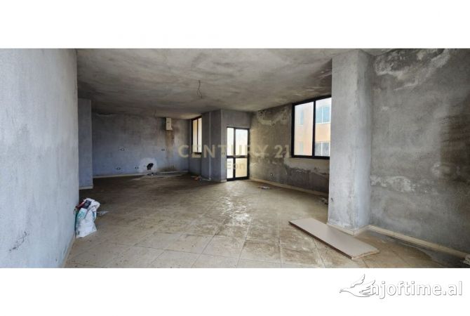 Shtepi ne shitje 3+1 ne Durres - 220,000 Euro