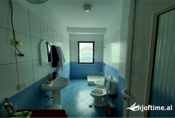 Shtepi me qera 2+1 ne Tirane - 350 Euro