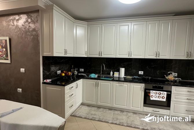 Shtepi ne shitje 2+1 ne Tirane - 280,000 Euro