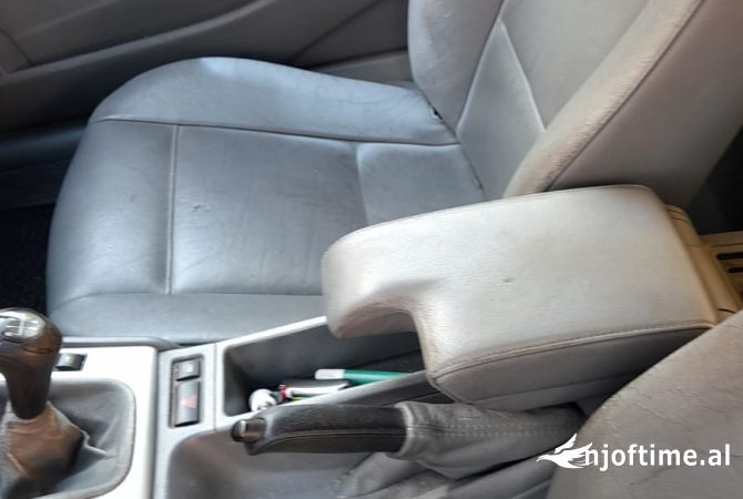 Cars for sale in Durres - 2,500 Euro