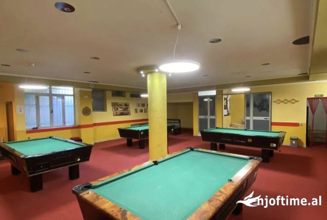 Ambient biznesi me qera 1+1 ne Elbasan - 45,000 Leke