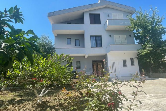 Shtepi ne shitje 4+1 ne Tirane - 300,000 Euro
