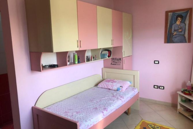 Luxury villas for sale in Tirana 4+1, Furnished