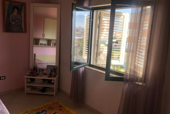 Luxury villas for sale in Tirana 4+1, Furnished