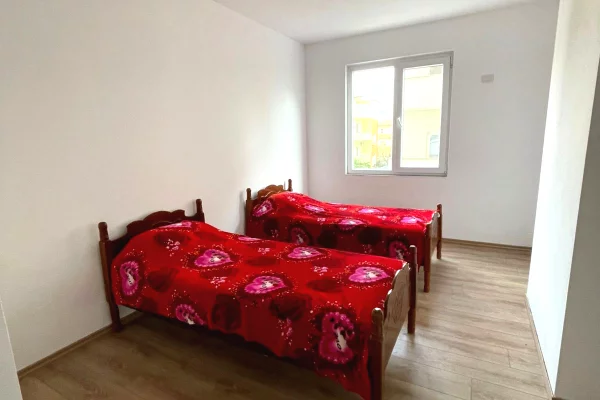 Shtepi me qera Apartament ne Tirane, 2+1, Mobilimi E mobiluar, Pagesa 40,000  Leke.