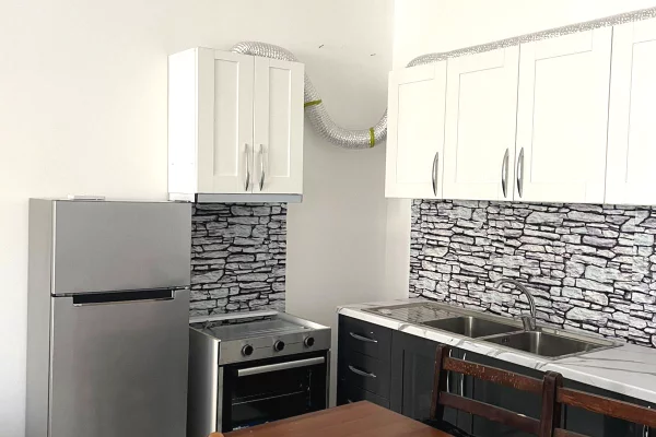 Shtepi me qera Apartament ne Tirane, 2+1, Mobilimi E mobiluar, Pagesa 40,000  Leke.