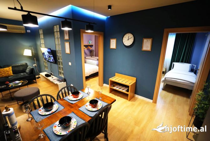 Shtepi me qera 2+1 ne Tirane - 1,200 Euro