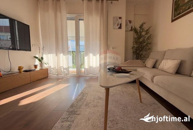 Shtepi me qera 1+1 ne Tirane - 750 Euro