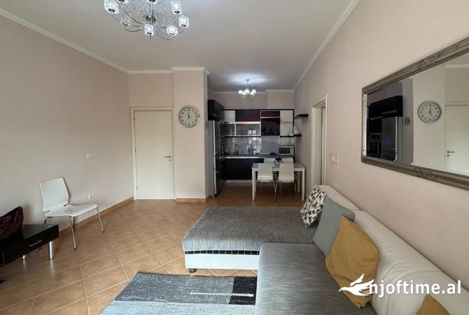 Shtepi me qera 1+1 ne Tirane - 550 Euro
