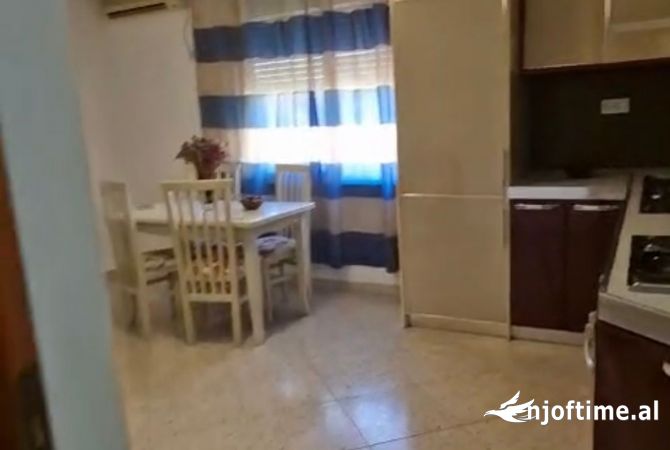 Shtepi me qera 2+1 ne Tirane - 420 Euro