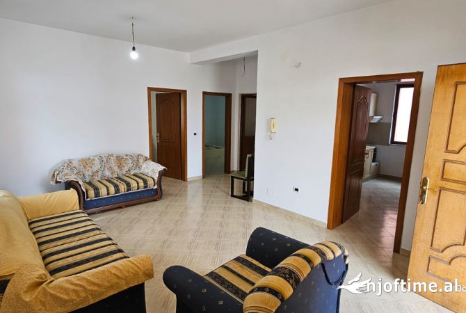 Shtepi me qera 3+1 ne Tirane - 58,000 Leke