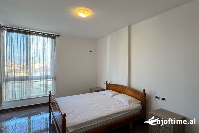 Shtepi me qera 2+1 ne Tirane - 45,000 Leke