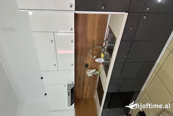 Shtepi me qera 1+1 ne Tirane - 350 Euro