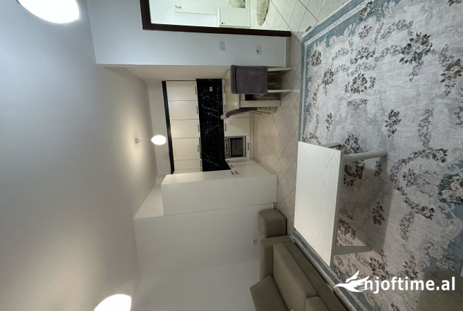 Shtepi me qera 1+1 ne Tirane - 400 Euro