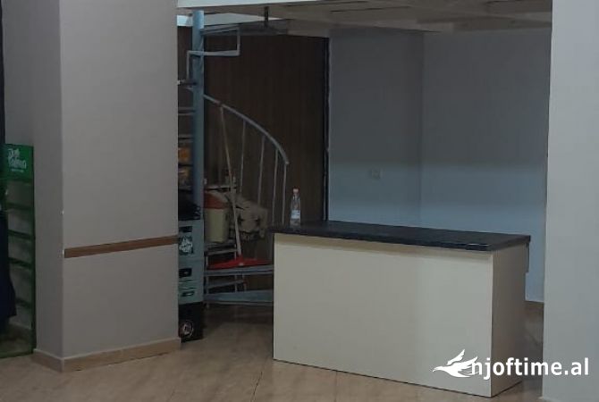 Ambient biznesi me qera 1+1 ne Tirane - 350 Euro