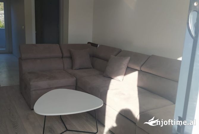 Shtepi me qera 1+1 ne Tirane - 350 Euro