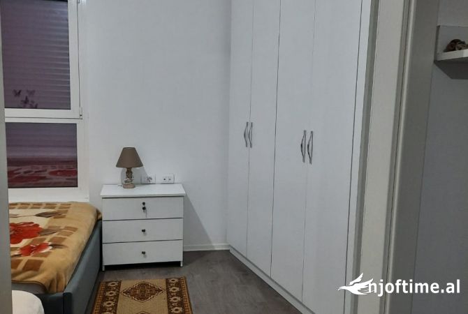 Shtepi me qera 1+1 ne Tirane - 350 Euro