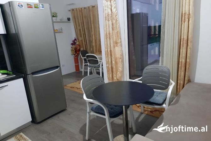 Shtepi me qera 1+1 ne Tirane - 350 Euro