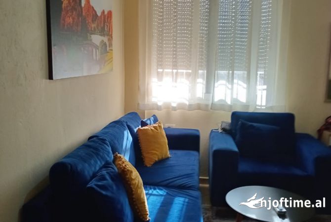 Shtepi ne shitje 1+1 ne Tirane - 120,000 Euro