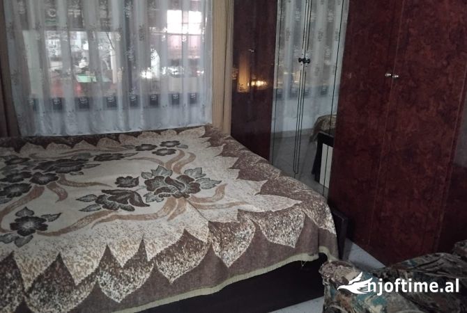 Shtepi me qera 2+1 ne Tirane - 400 Euro