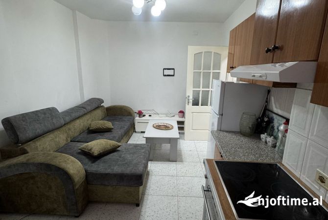 Shtepi me qera 1+1 ne Tirane - 450 Euro
