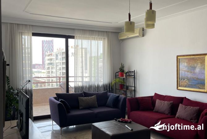 Shtepi me qera 2+1 ne Tirane - 800 Euro