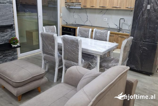 Shtepi me qera 2+1 ne Tirane - 500 Euro