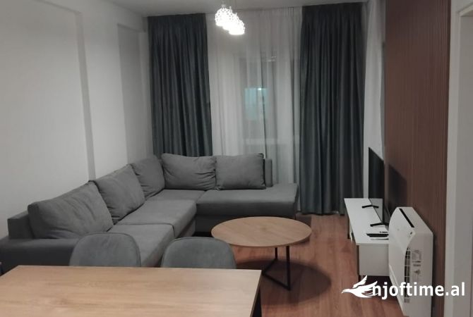 Shtepi me qera 1+1 ne Tirane - 400 Euro