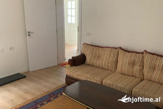 Shtepi me qera 1+1 ne Tirane - 400 Euro