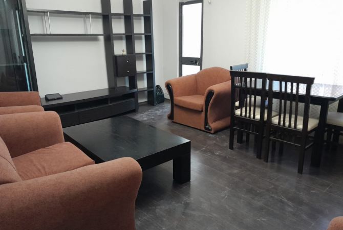 Shtepi me qera 2+1 ne Tirane - 600 Euro