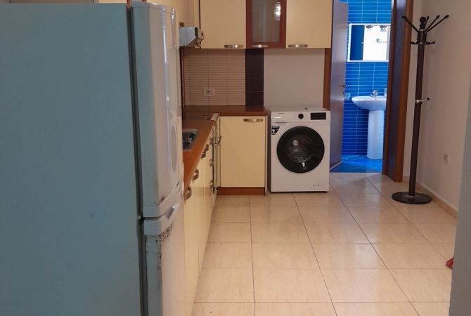 Shtepi me qera 2+1 ne Tirane - 600 Euro