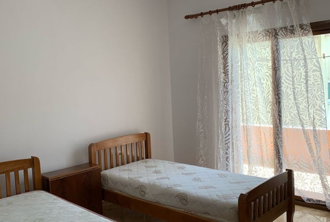 Shtepi me qera 2+1 ne Tirane - 400 Euro