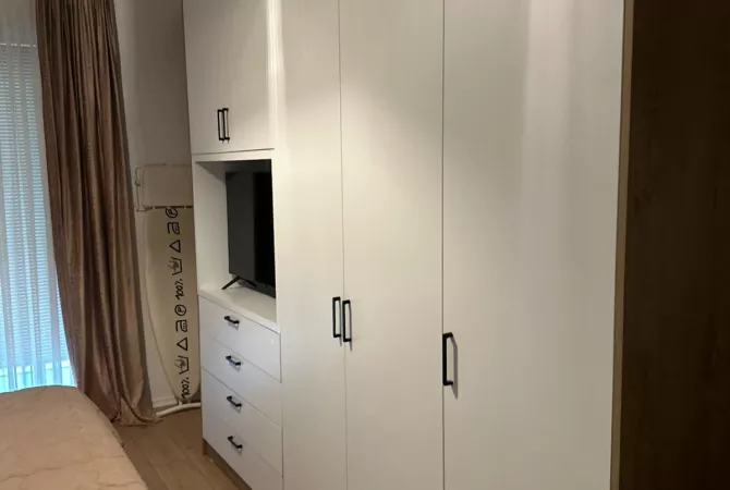 Shtepi me qera 2+1 ne Tirane - 700 Euro