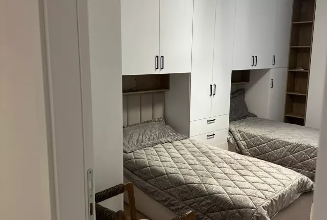 Shtepi me qera 2+1 ne Tirane - 700 Euro