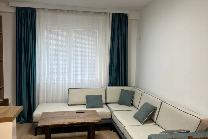 Shtepi me qera 2+1 ne Tirane - 700 Euro
