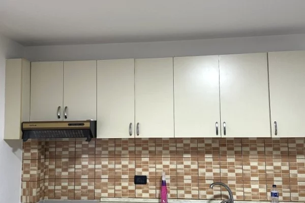 Shtepi me qera 1+1 ne Tirane - 280 Euro