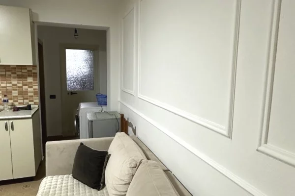 Shtepi me qera 1+1 ne Tirane - 280 Euro