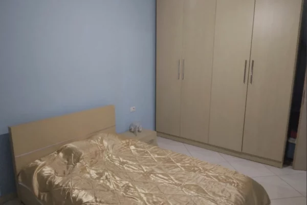 Shtepi me qera 1+1 ne Tirane - 400 Euro