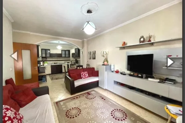 Shtepi me qera 1+1 ne Tirane - 400 Euro