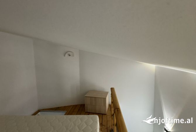 Shtepi me qera Apartament ne Tirane, 1+1, Mobilimi E mobiluar, Pagesa 500  Euro.