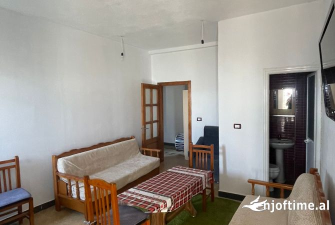 Shtepi me qera 1+1 ne Tirane - 200 Euro