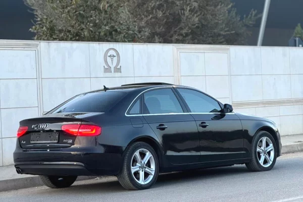 Makina ne shitje ne Tirane, Audi, 2013 Diesel,Kambio Automatik Pagesa 7,900  Euro.