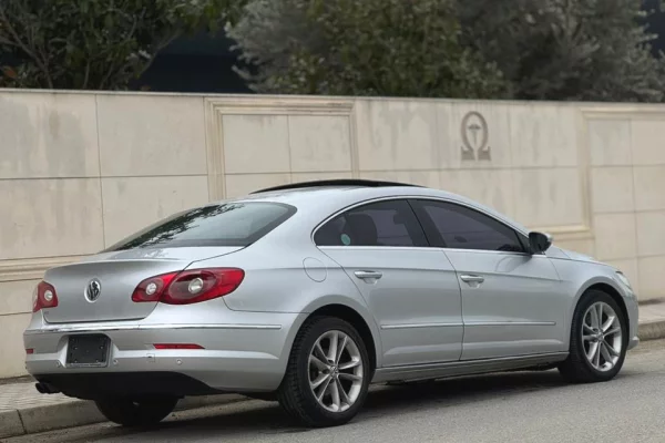 Makina ne shitje ne Tirane, Volkswagen, 2010 Diesel,Kambio Automatik Pagesa 6,500  Euro.