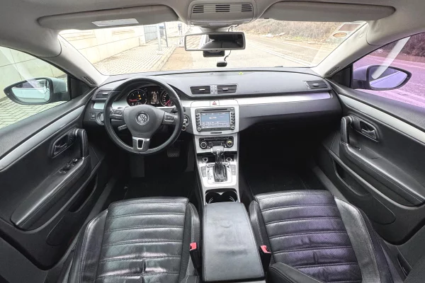 Makina ne shitje ne Tirane, Volkswagen, 2010 Diesel,Kambio Automatik Pagesa 6,500  Euro.