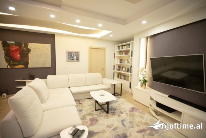 Shtepi ne shitje 3+1 ne Tirane - 280,000 Euro