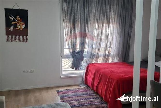 Shtepi me qera Garsoniere ne Tirane - 40,000 Leke