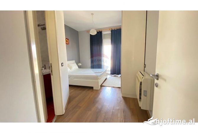 Shtepi me qera Apartament ne Tirane, 2+1, Mobilimi E mobiluar, Pagesa 800  Euro.