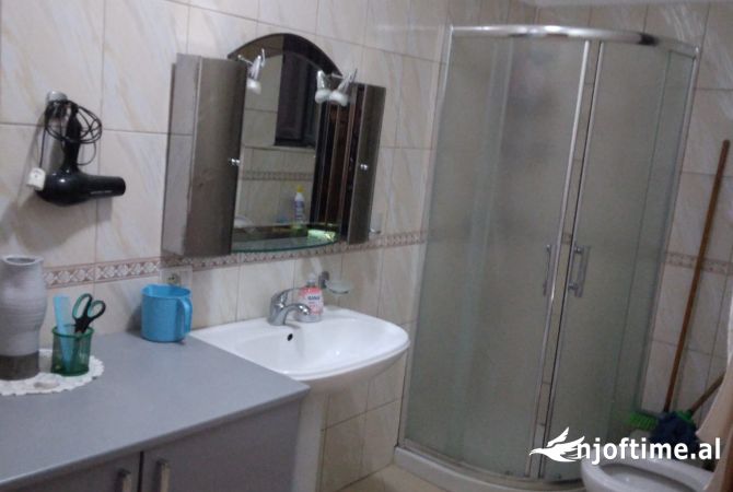 Shtepi ne shitje Apartament ne Durres, 1+1, Mobilimi E mobiluar, Pagesa 79,000  Euro.