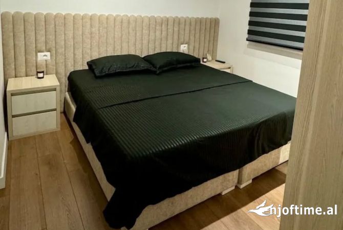 Shtepi me qera Apartament ne Tirane, 1+1, Mobilimi E mobiluar, Pagesa 550  Euro.